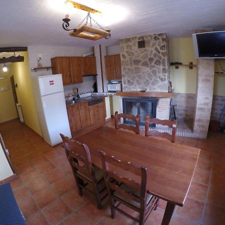 Fuente Del Gamellon Guest House Buenache de la Sierra Exterior photo
