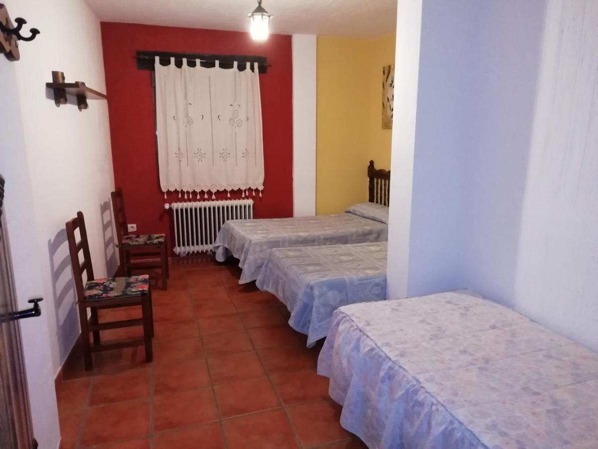 Fuente Del Gamellon Guest House Buenache de la Sierra Exterior photo
