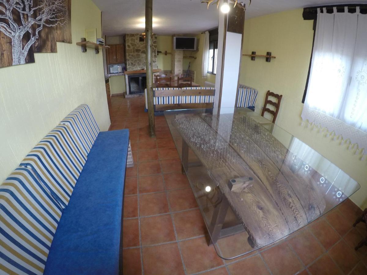 Fuente Del Gamellon Guest House Buenache de la Sierra Exterior photo