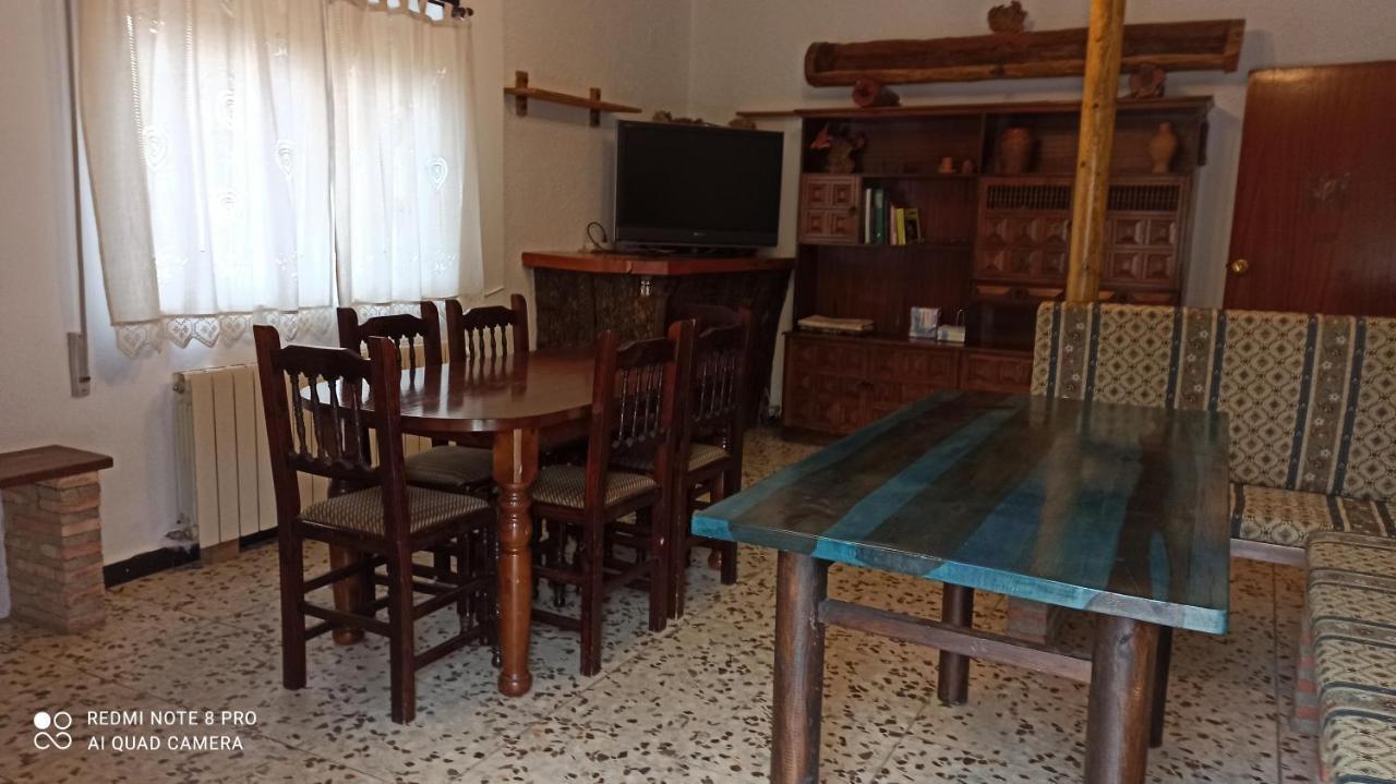 Fuente Del Gamellon Guest House Buenache de la Sierra Exterior photo