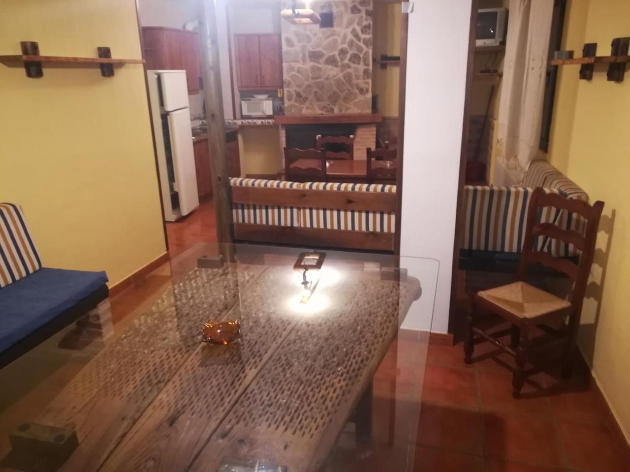 Fuente Del Gamellon Guest House Buenache de la Sierra Exterior photo