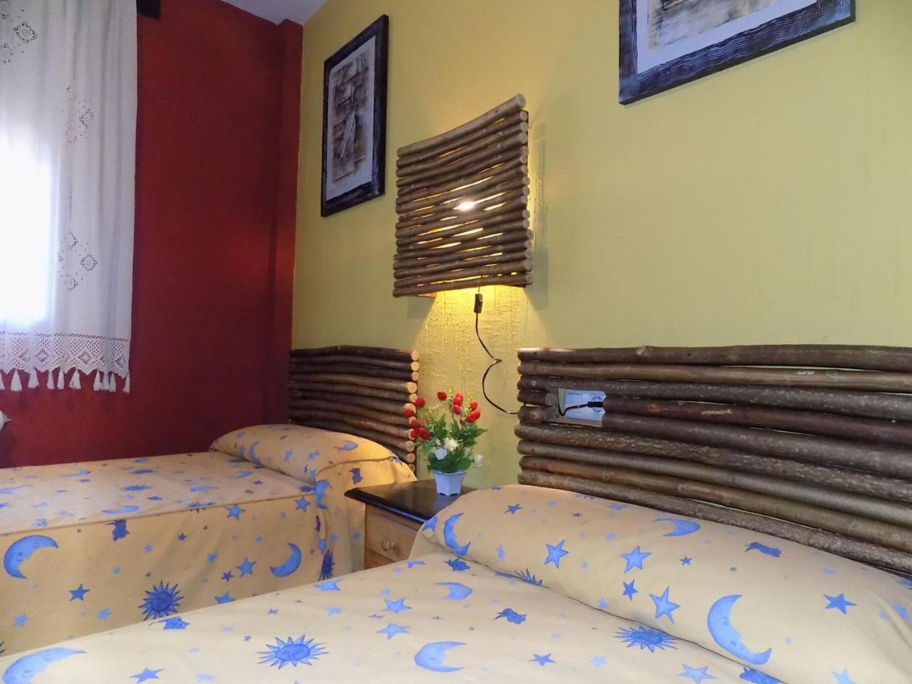 Fuente Del Gamellon Guest House Buenache de la Sierra Exterior photo