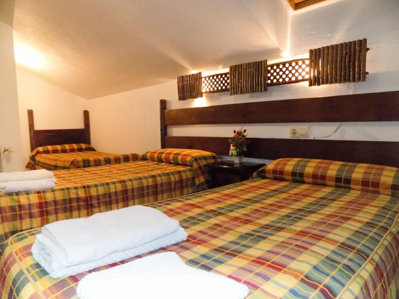 Fuente Del Gamellon Guest House Buenache de la Sierra Exterior photo