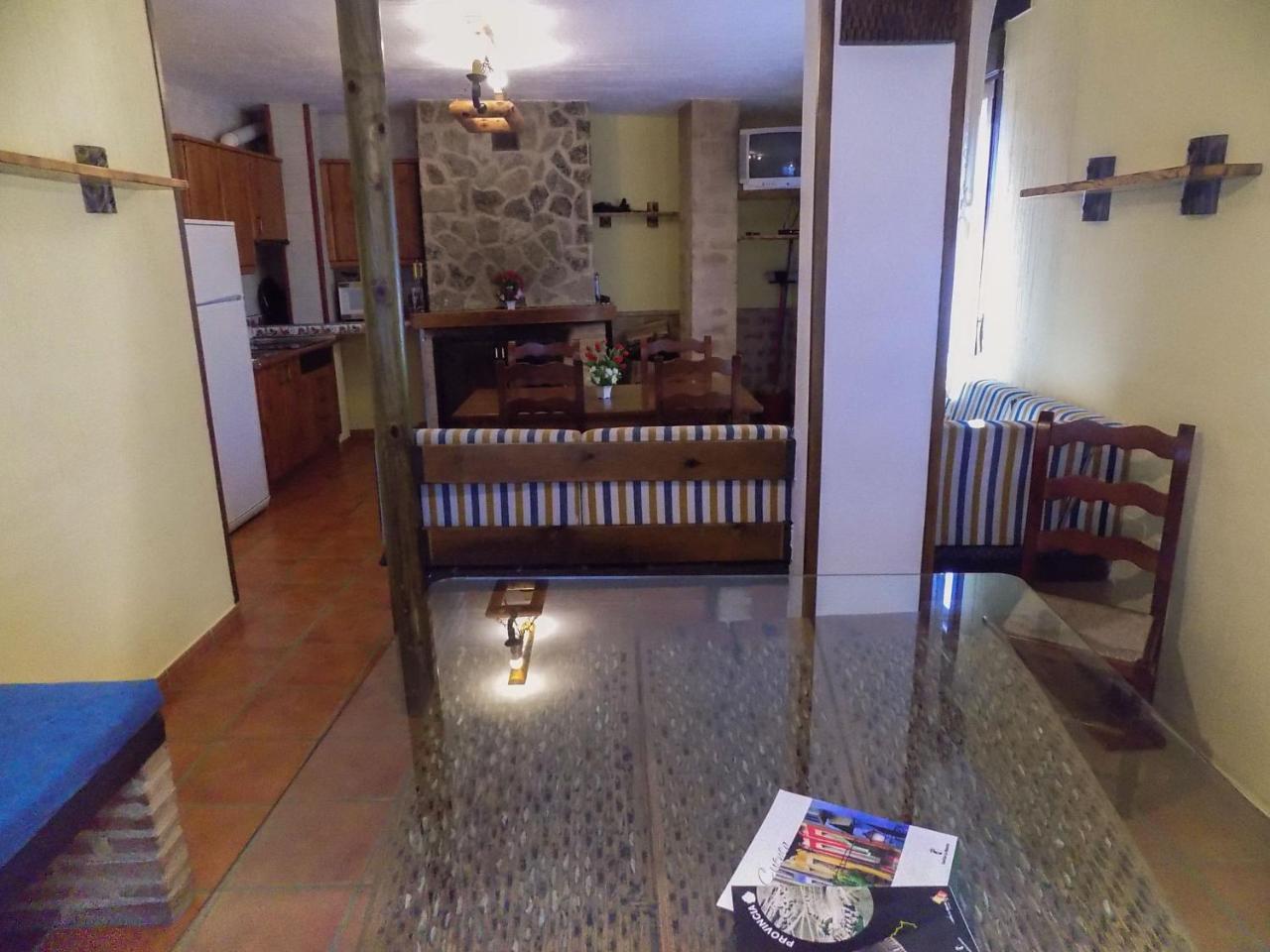Fuente Del Gamellon Guest House Buenache de la Sierra Exterior photo