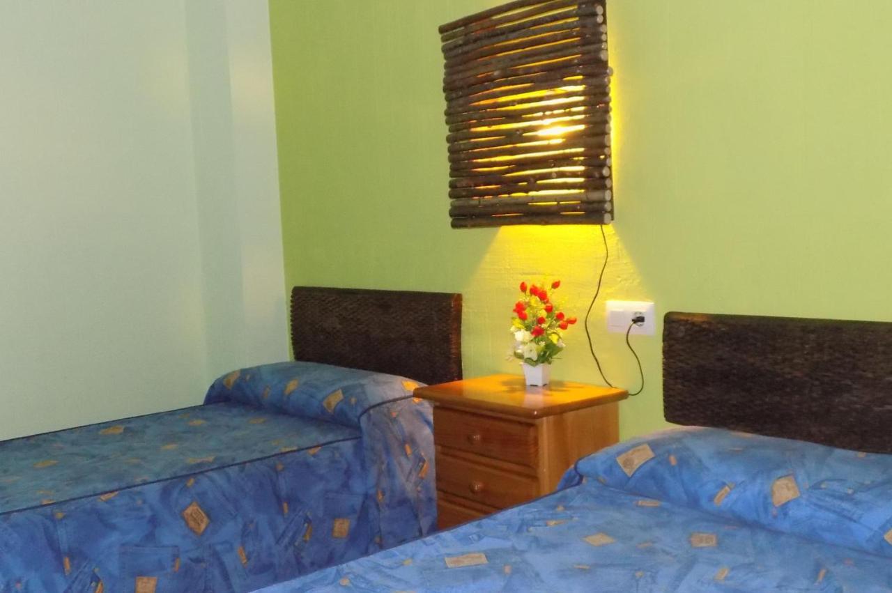 Fuente Del Gamellon Guest House Buenache de la Sierra Exterior photo